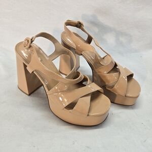 Larroude Women's Women's 10 Bee Platform Heeled Sandals Tan Patent Leather